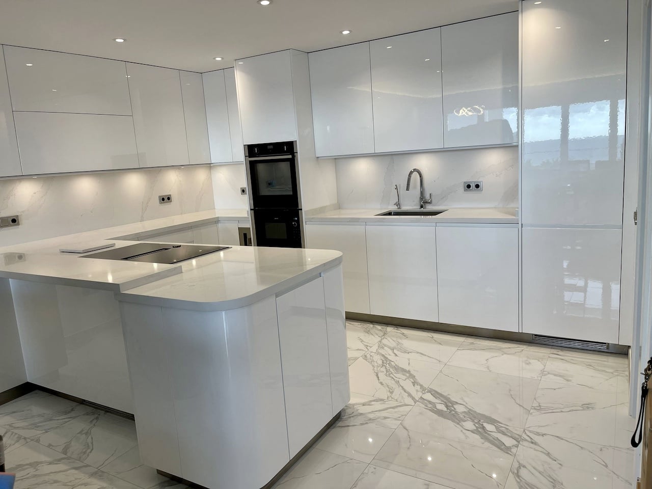 peninsula-cocina-estepona-moderna-mercasur