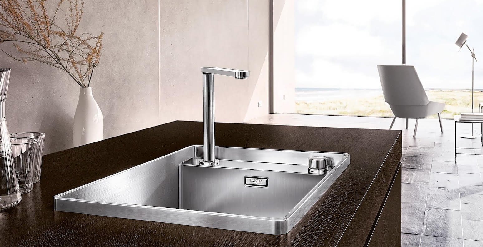 grifo-de-cocina-abatible-color-acero-fabricante-blanco-modelo-eloscope